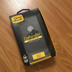BNIB OtterBox Defender for I Phone 7 or 8